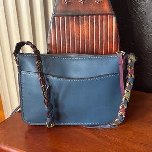 Coach Soho Crossbody with Coach Link Detail 1941 collection EUC